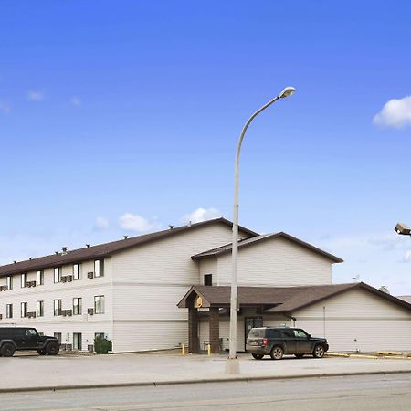 Super 8 By Wyndham Williston Nd Hotel Ngoại thất bức ảnh